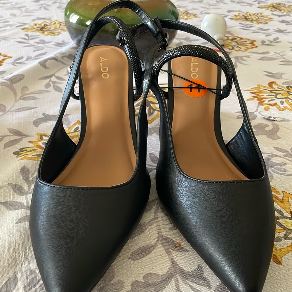 Womens also dress heals size 11, adjustable strap